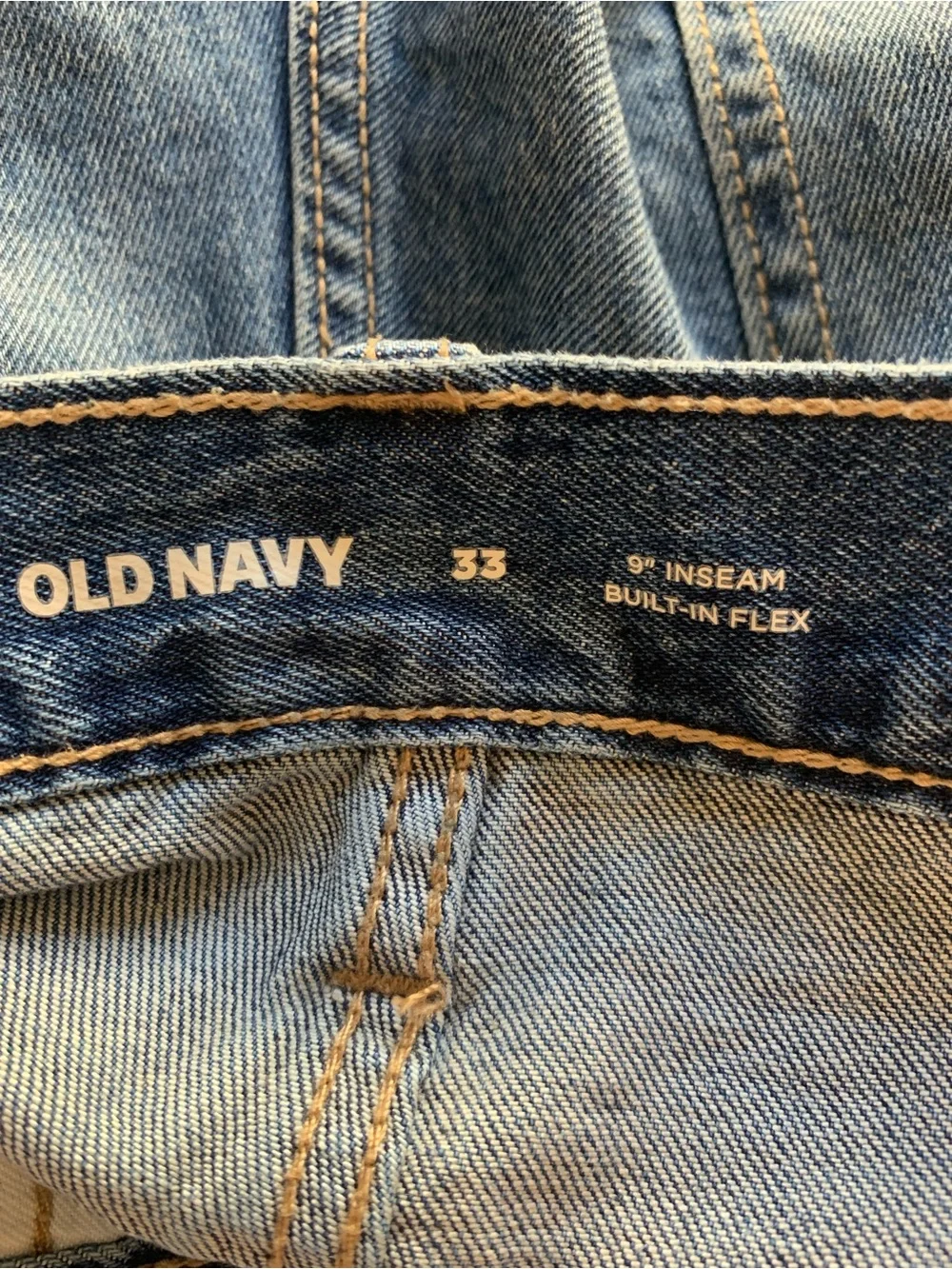 OLD NAVY Built-In Flex Raw Hem Denim Shorts Size 33”